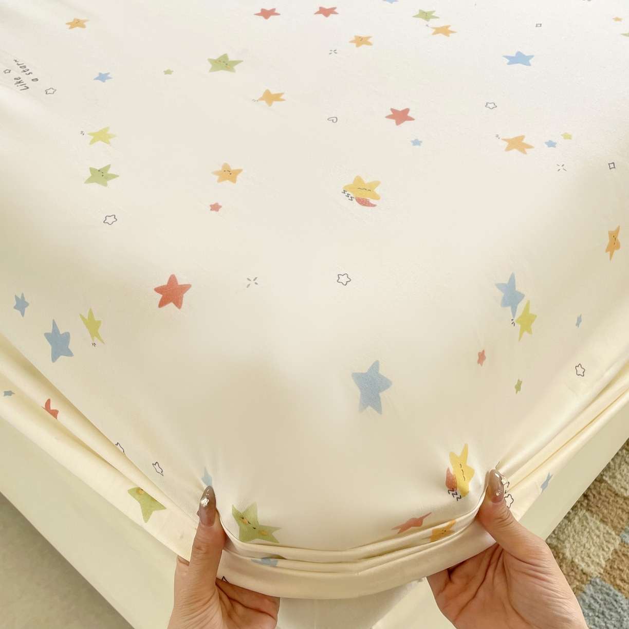 91家纺网 家纺一手货源 找家纺 豪选家纺 2025新款双层纱单层印花床笠 星趣小萌友