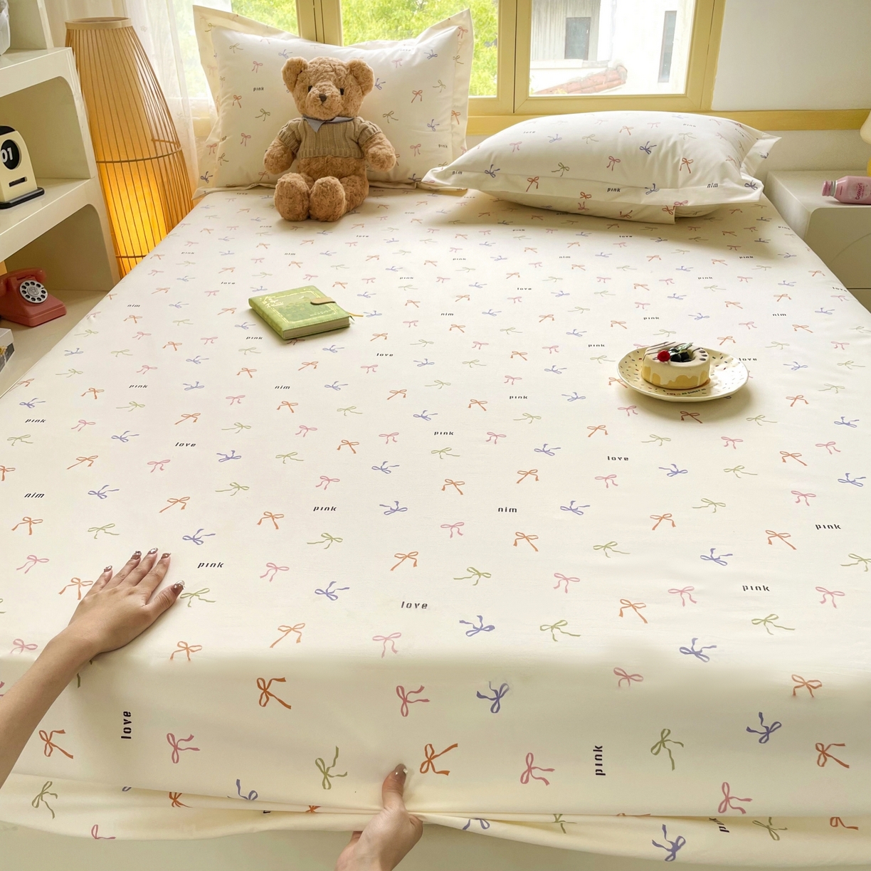 91家纺网 家纺一手货源 找家纺 豪选家纺 2025新款双层纱单层印花床笠 七彩蝴蝶结