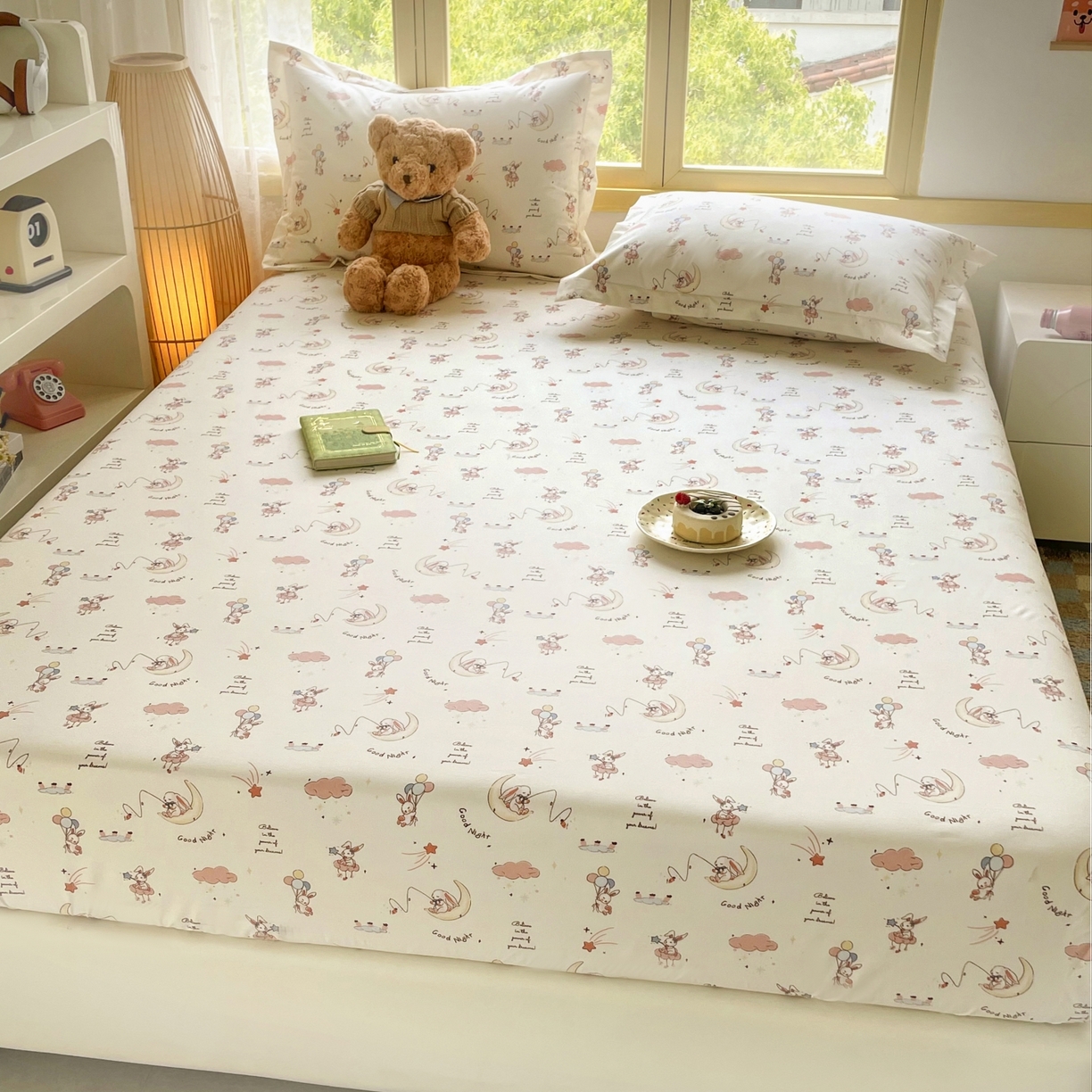 91家纺网 家纺一手货源 找家纺 豪选家纺 2025新款双层纱单层印花床笠 弯弯月亮兔