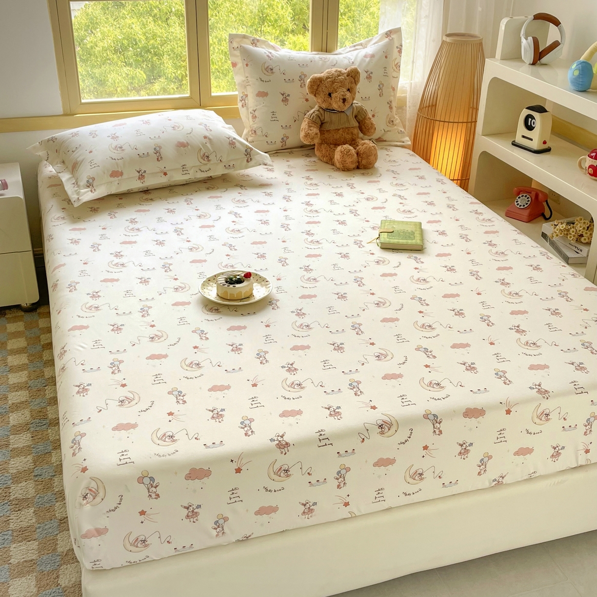 91家纺网 家纺一手货源 找家纺 豪选家纺 2025新款双层纱单层印花床笠 弯弯月亮兔