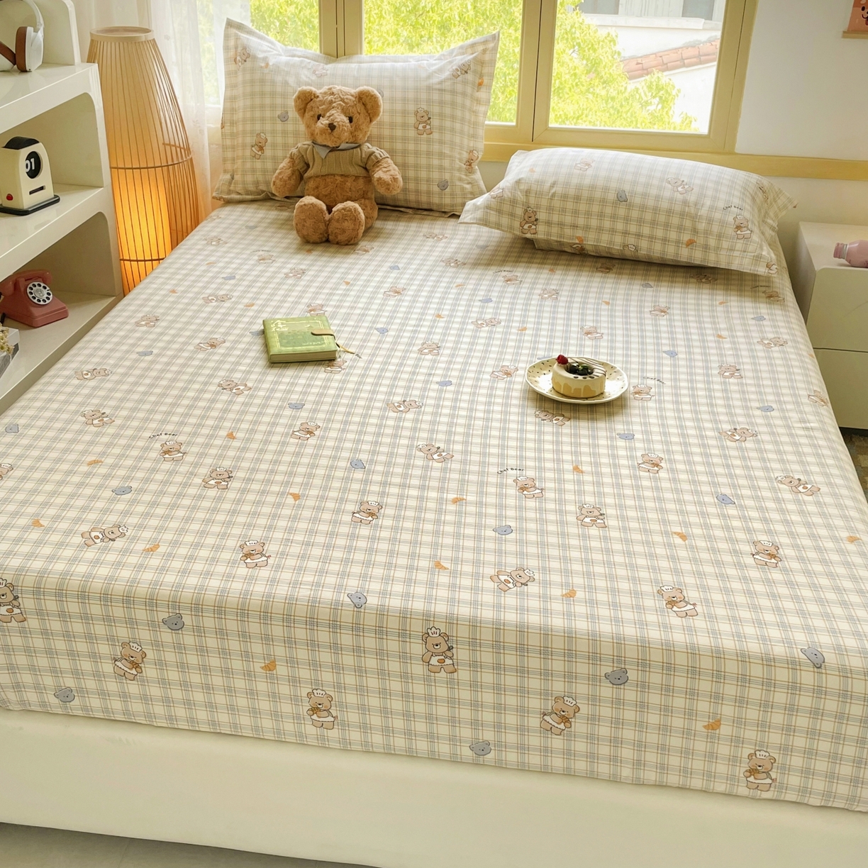 91家纺网 家纺一手货源 找家纺 豪选家纺 2025新款双层纱单层印花床笠 萌动可爱熊