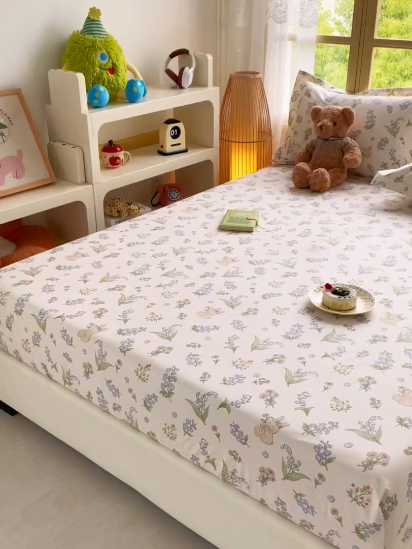 91家纺网 家纺一手货源 找家纺 豪选家纺 2025新款双层纱单层印花床笠 花间迷小兔