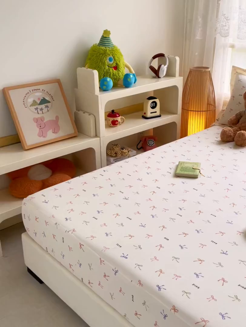 91家纺网 家纺一手货源 找家纺 豪选家纺 2025新款双层纱单层印花床笠 七彩蝴蝶结