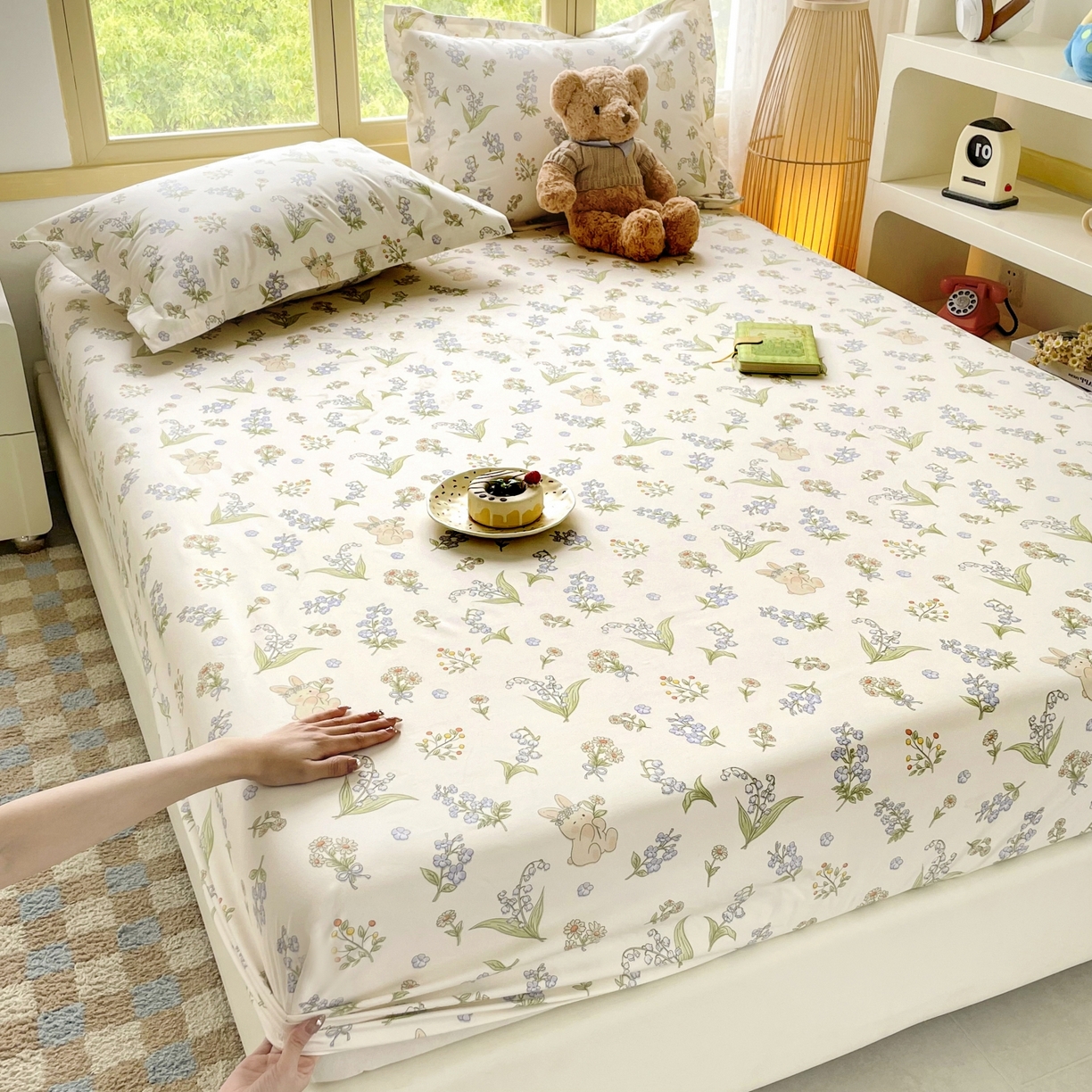 91家纺网 家纺一手货源 找家纺 豪选家纺 2025新款双层纱单层印花床笠 花间迷小兔