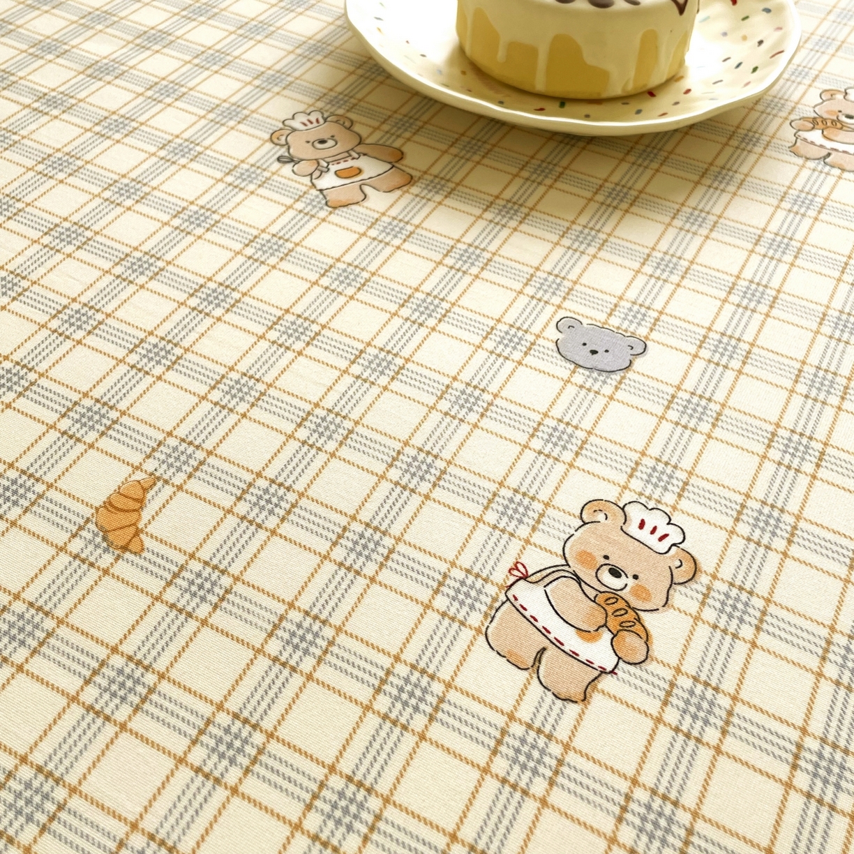 91家纺网 家纺一手货源 找家纺 豪选家纺 2025新款双层纱单层印花床笠 萌动可爱熊