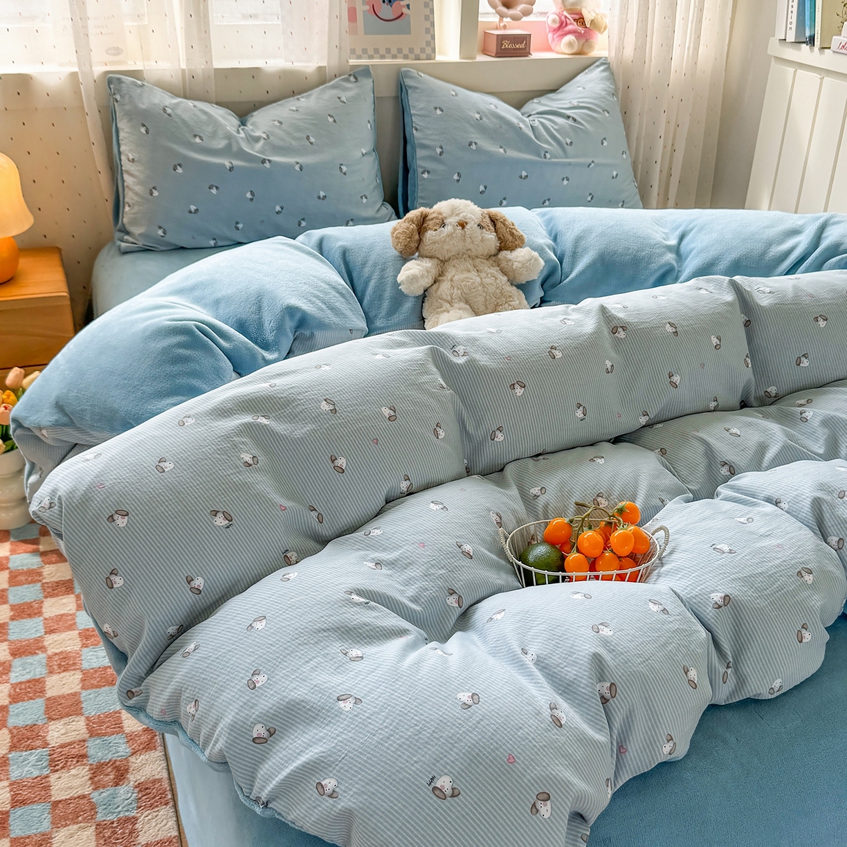 91家纺网 家纺一手货源 找家纺 十一家居 2025年新款A类云斜棉+牛奶绒春秋冬正反两用四件套—星漾系列 星漾-海盐狗狗