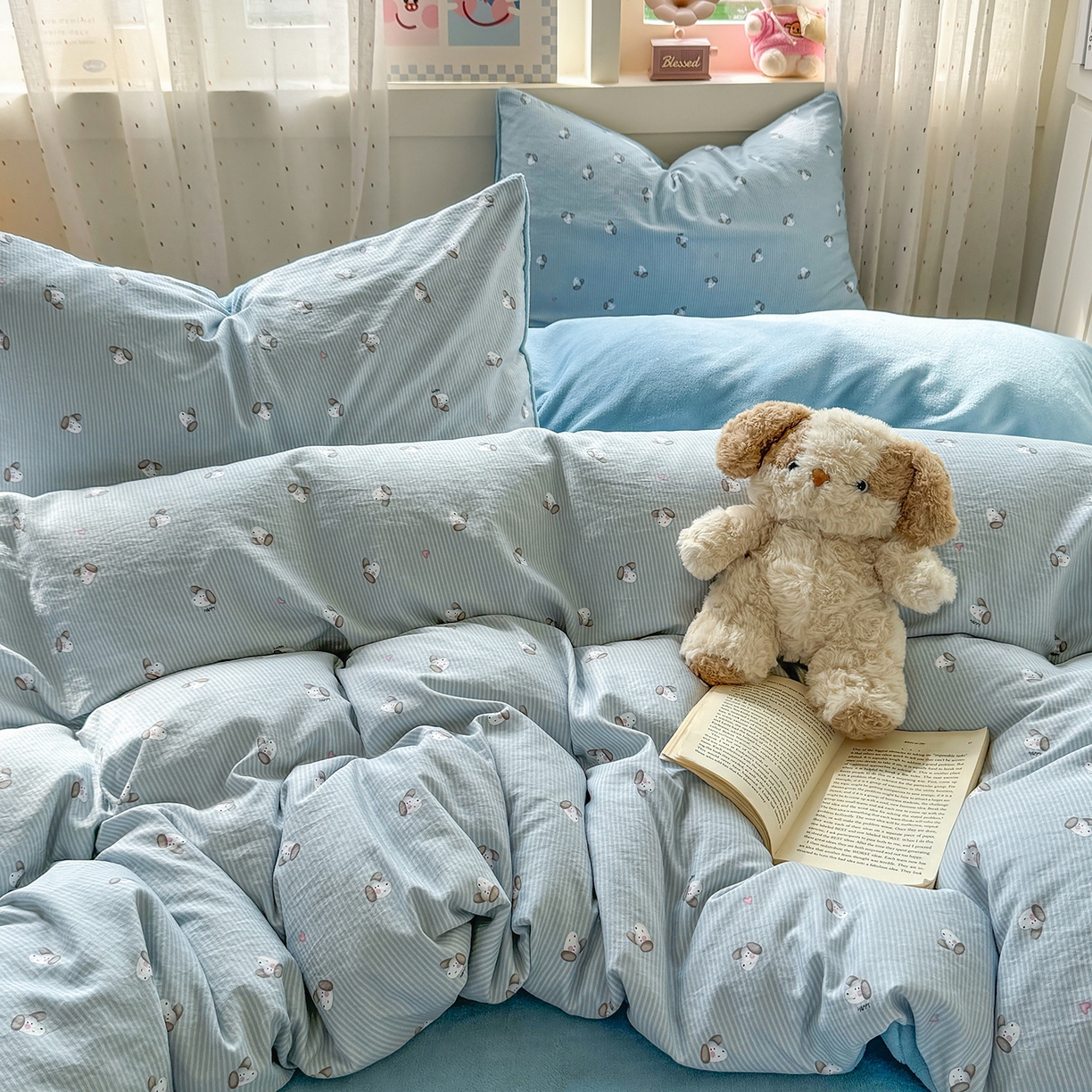 91家纺网 家纺一手货源 找家纺 十一家居 2025年新款A类云斜棉+牛奶绒春秋冬正反两用四件套—星漾系列 星漾-海盐狗狗