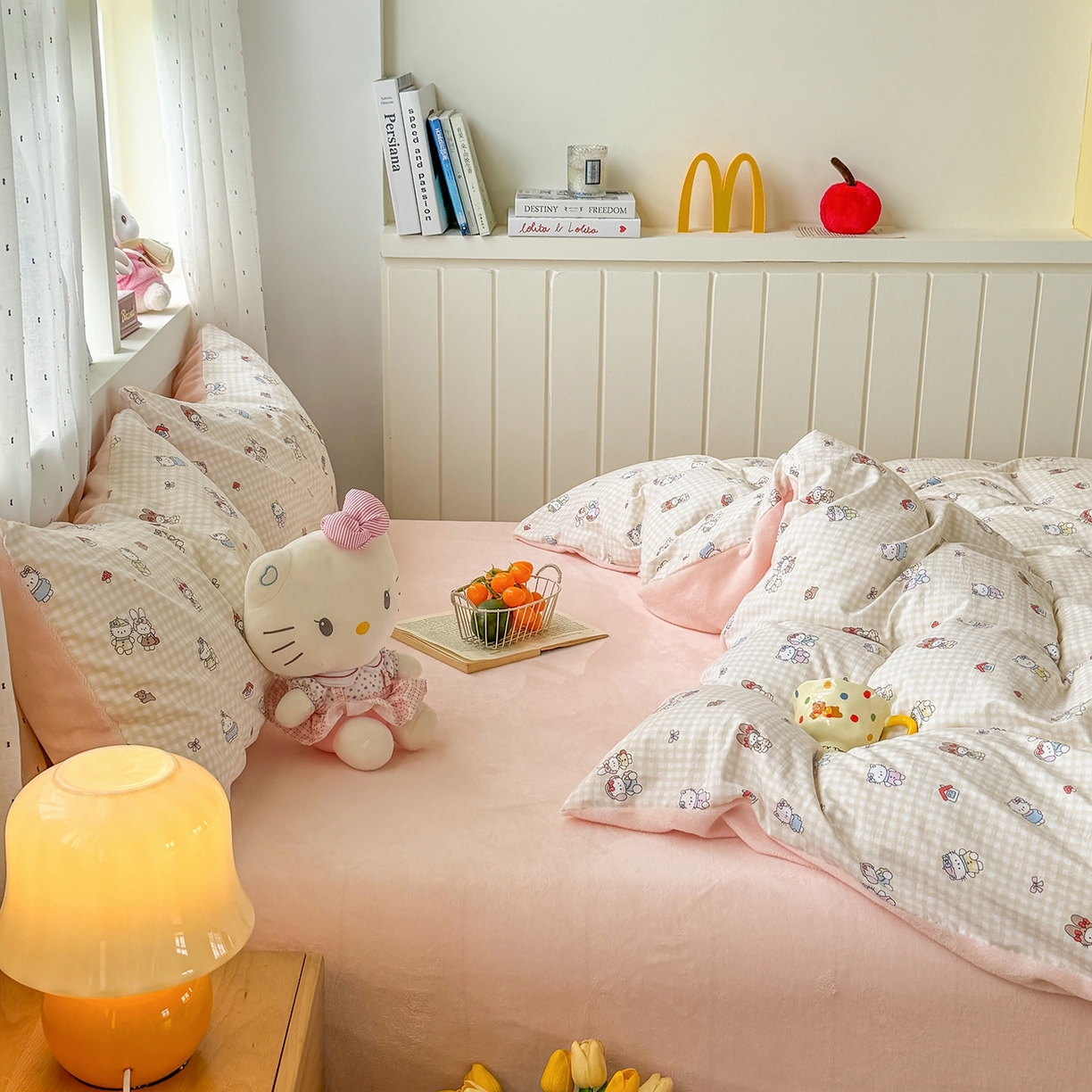 91家纺网 家纺一手货源 找家纺 十一家居 2025年新款A类云斜棉+牛奶绒春秋冬正反两用四件套—星漾系列 星漾-梦幻凯蒂