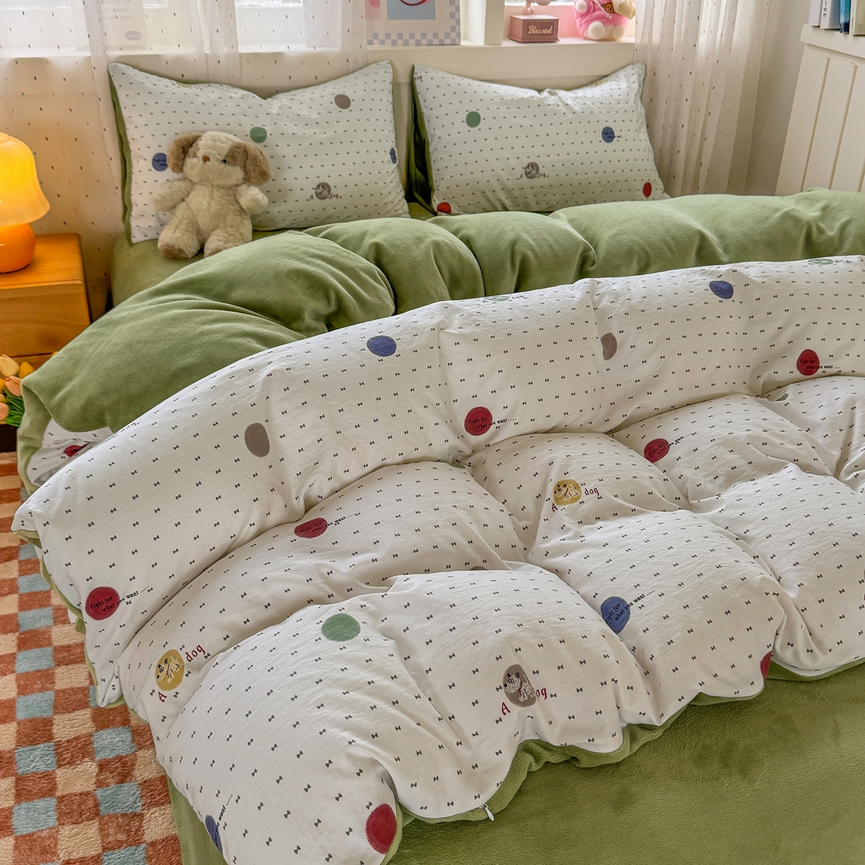 91家纺网 家纺一手货源 找家纺 十一家居 2025年新款A类云斜棉+牛奶绒春秋冬正反两用四件套—星漾系列 星漾-趣点萌宠