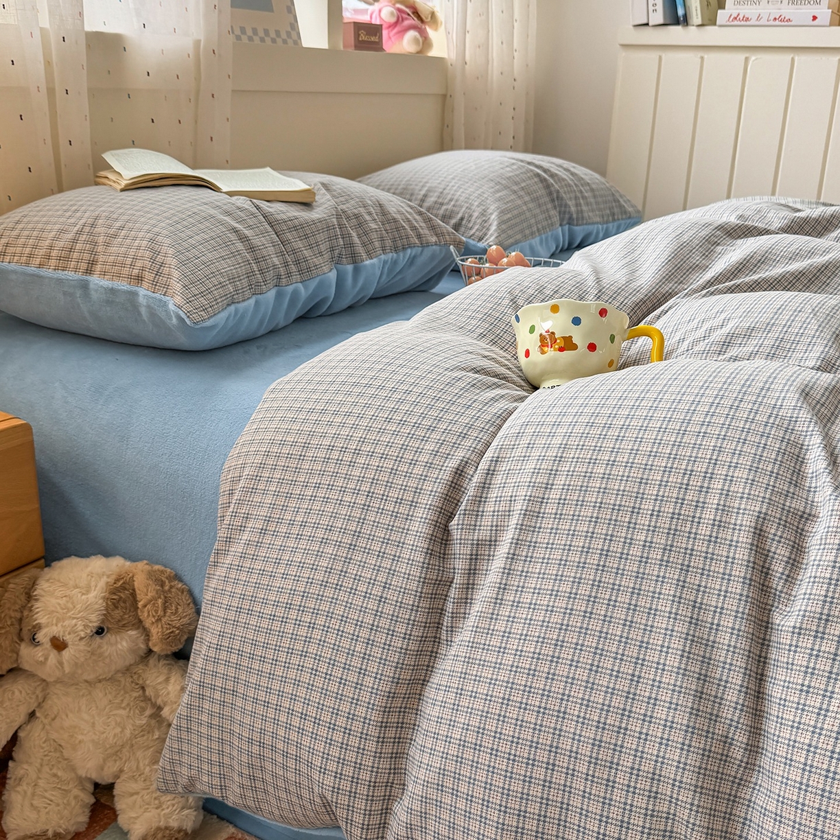 91家纺网 家纺一手货源 找家纺 十一家居 2025年新款A类云斜棉+牛奶绒春秋冬正反两用四件套—星漾系列 星漾-布朗格灰