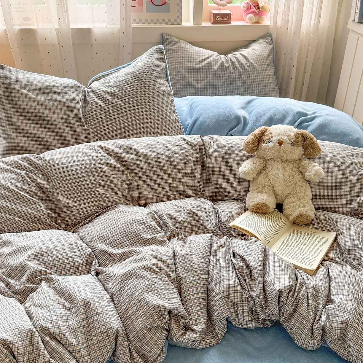 91家纺网 家纺一手货源 找家纺 十一家居 2025年新款A类云斜棉+牛奶绒春秋冬正反两用四件套—星漾系列 星漾-布朗格灰