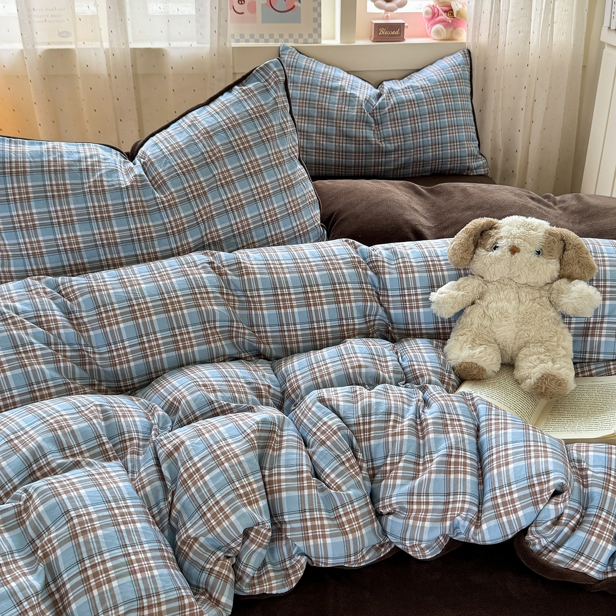 91家纺网 家纺一手货源 找家纺 十一家居 2025年新款A类云斜棉+牛奶绒春秋冬正反两用四件套—星漾系列 星漾-美式沙棕