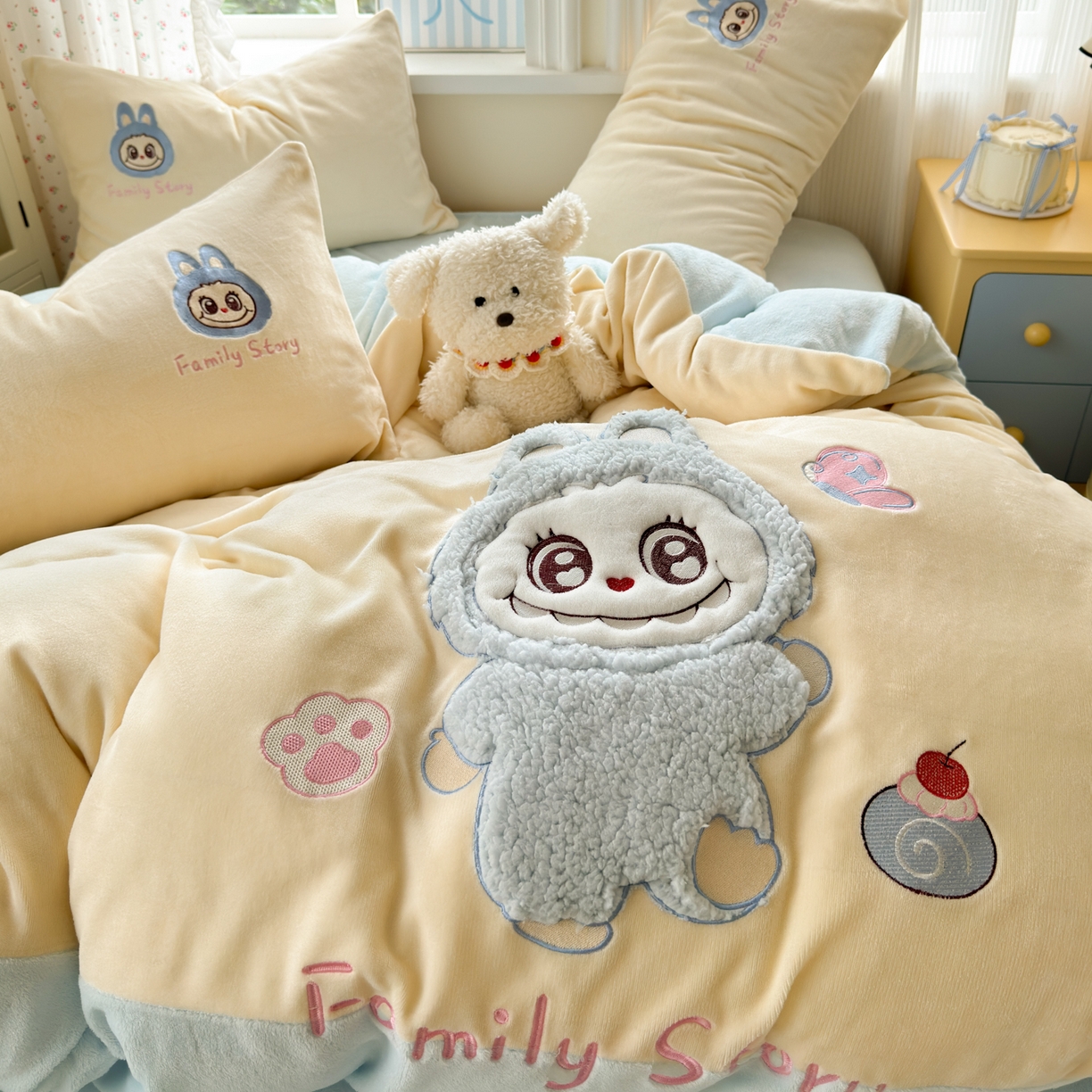 寐居家纺 2025新款贴布绣高克重牛奶绒四件套 皮皮布布