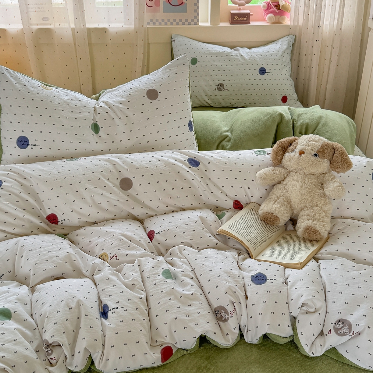 91家纺网 家纺一手货源 找家纺 十一家居 2025年新款A类云斜棉+牛奶绒春秋冬正反两用四件套—星漾系列 星漾-趣点萌宠