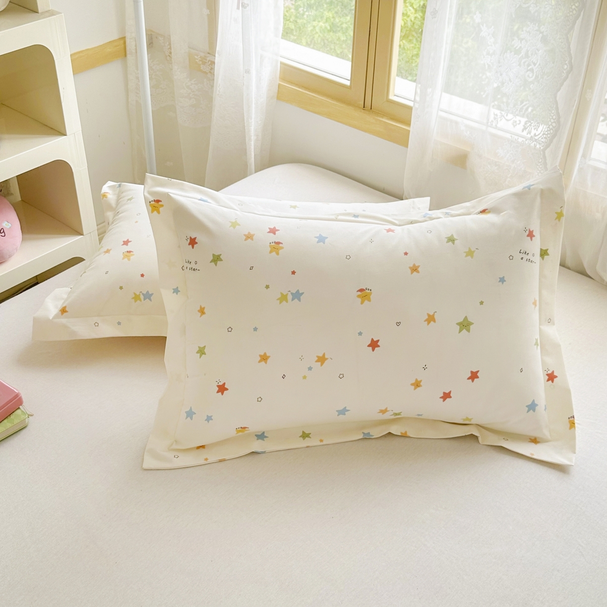 91家纺网 家纺一手货源 找家纺 豪选家纺 2025新款双层纱单层印花防水枕套 星趣小萌友