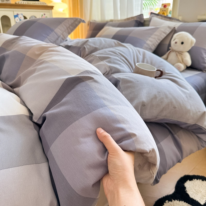 91家纺网 家纺一手货源 找家纺 绵庭家纺 2025新款秋季全棉印花单品被套 烟花格章 灰