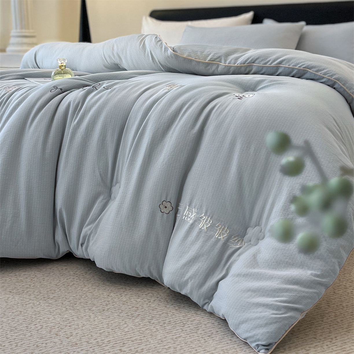91家纺网 家纺一手货源 找家纺 梵克保罗 2025新品麻绳款绣花皱皱被 春秋被/被芯/冬被/跨境外贸 浅灰