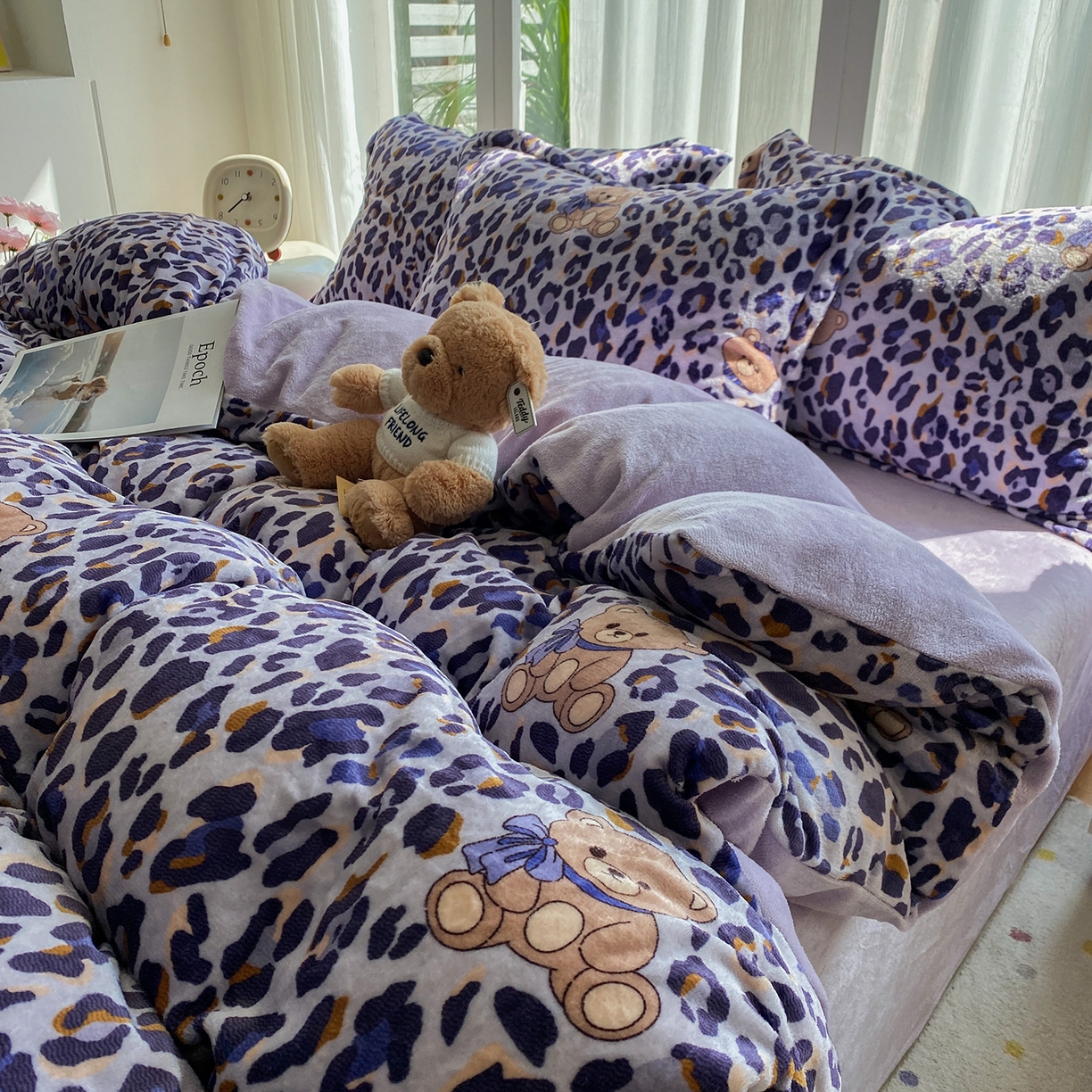 91家纺网 家纺一手货源 找家纺 （总）梵克保罗 2025新款A类高克重牛奶绒印花四件套（包含买家秀）