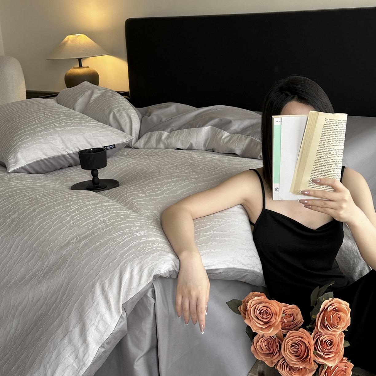 91家纺网 家纺一手货源 找家纺 宜代光年 2025新款厚织全棉大提花系列四件套 雨迢迢-紫灰