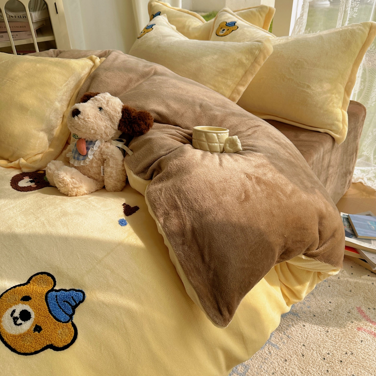 91家纺网 家纺一手货源 找家纺 梵克保罗 2025新款A类牛奶绒毛巾绣四件套（包含买家秀） 趣味熊-黄+咖