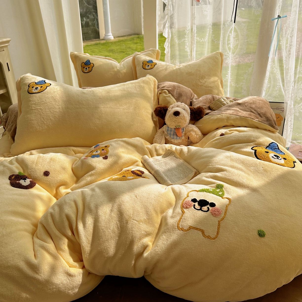 91家纺网 家纺一手货源 找家纺 梵克保罗 2025新款A类牛奶绒毛巾绣四件套（包含买家秀） 趣味熊-黄+咖