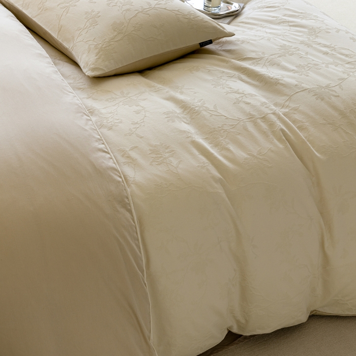 91家纺网 家纺一手货源 找家纺 宜代光年 2025新款厚织全棉大提花系列四件套 花影-奶白