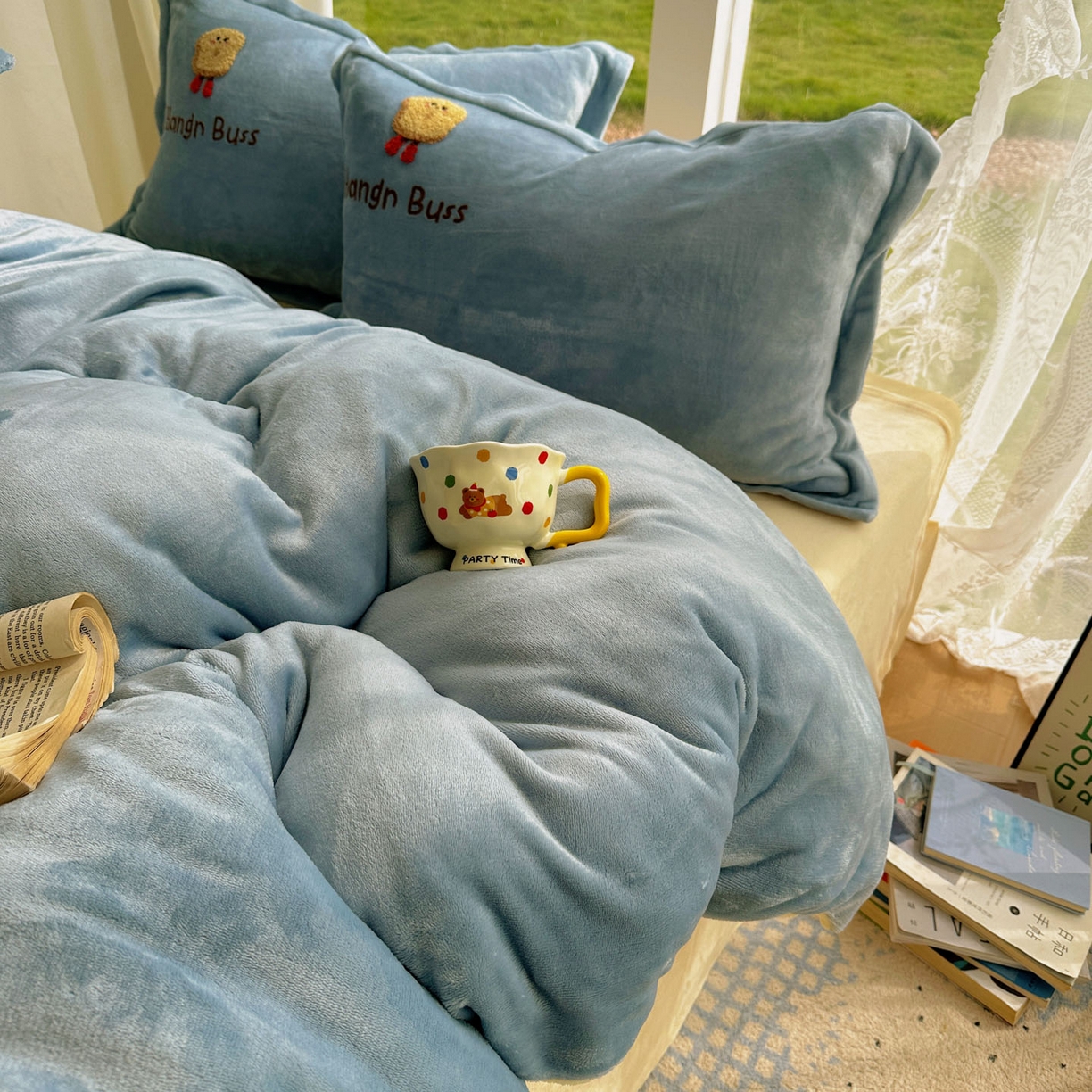 91家纺网 家纺一手货源 找家纺 梵克保罗 2025新款A类牛奶绒毛巾绣四件套（包含买家秀） 甜心奶酪蓝+黄