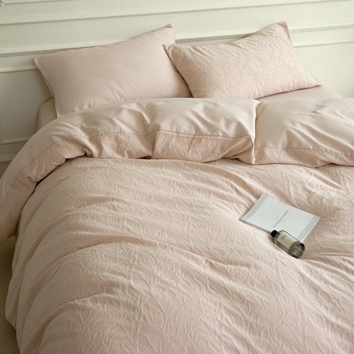 91家纺网 家纺一手货源 找家纺 宜代光年 2025新款厚织全棉大提花系列四件套 蜜语