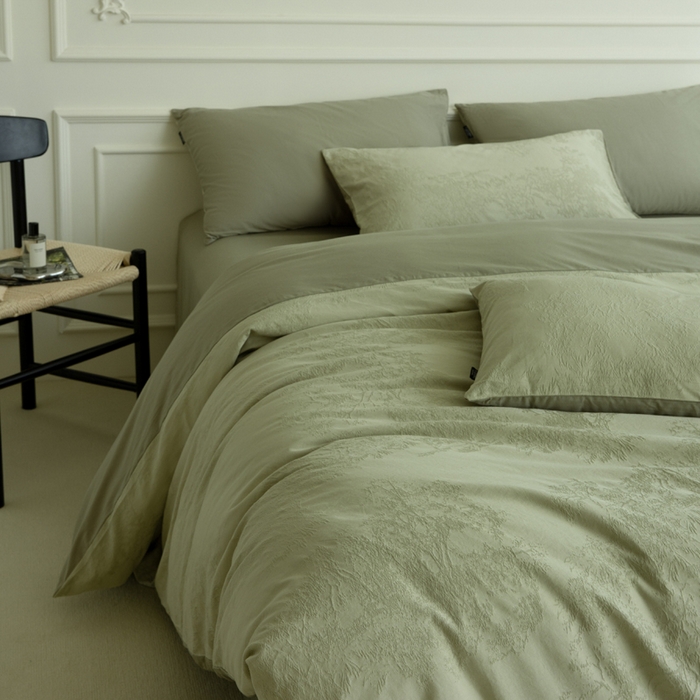 91家纺网 家纺一手货源 找家纺 宜代光年 2025新款厚织全棉大提花系列四件套 小郁葱-浅绿