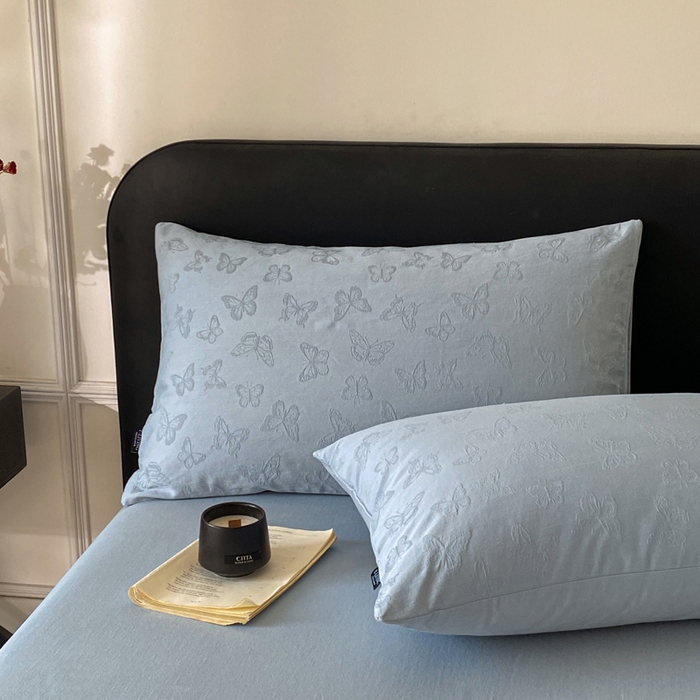 91家纺网 家纺一手货源 找家纺 宜代光年 2025新款厚织全棉大提花系列四件套 蝶梦悠悠-浅蓝