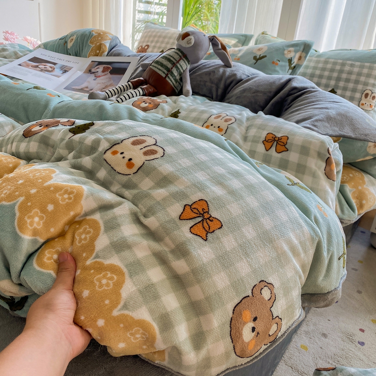 91家纺网 家纺一手货源 找家纺 （总）梵克保罗 2025新款A类高克重牛奶绒印花四件套（包含买家秀）