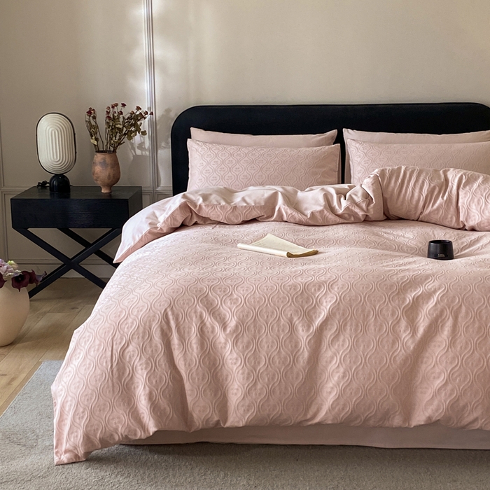 91家纺网 家纺一手货源 找家纺 宜代光年 2025新款厚织全棉大提花系列四件套 复古樱桃-浅粉