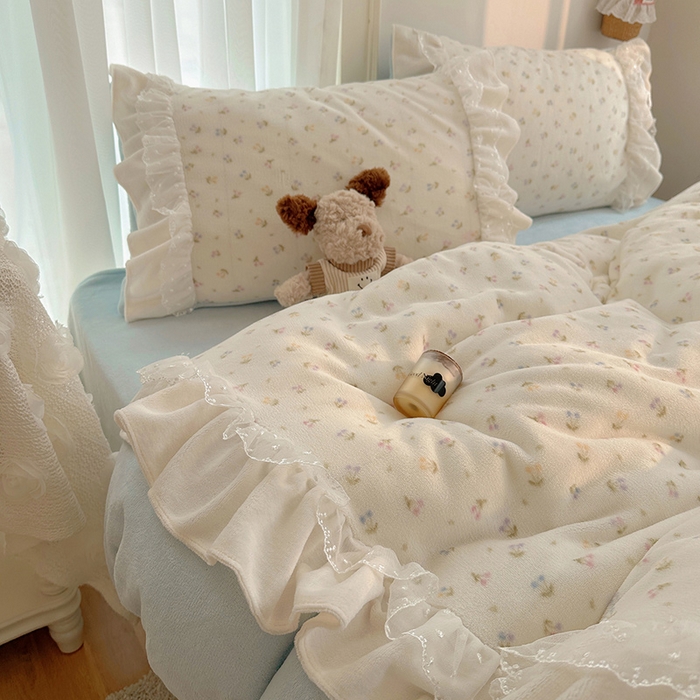 91家纺网 家纺一手货源 找家纺 （总）山茶家纺 2025新款韩系A类牛奶绒花边印花四件套梦境