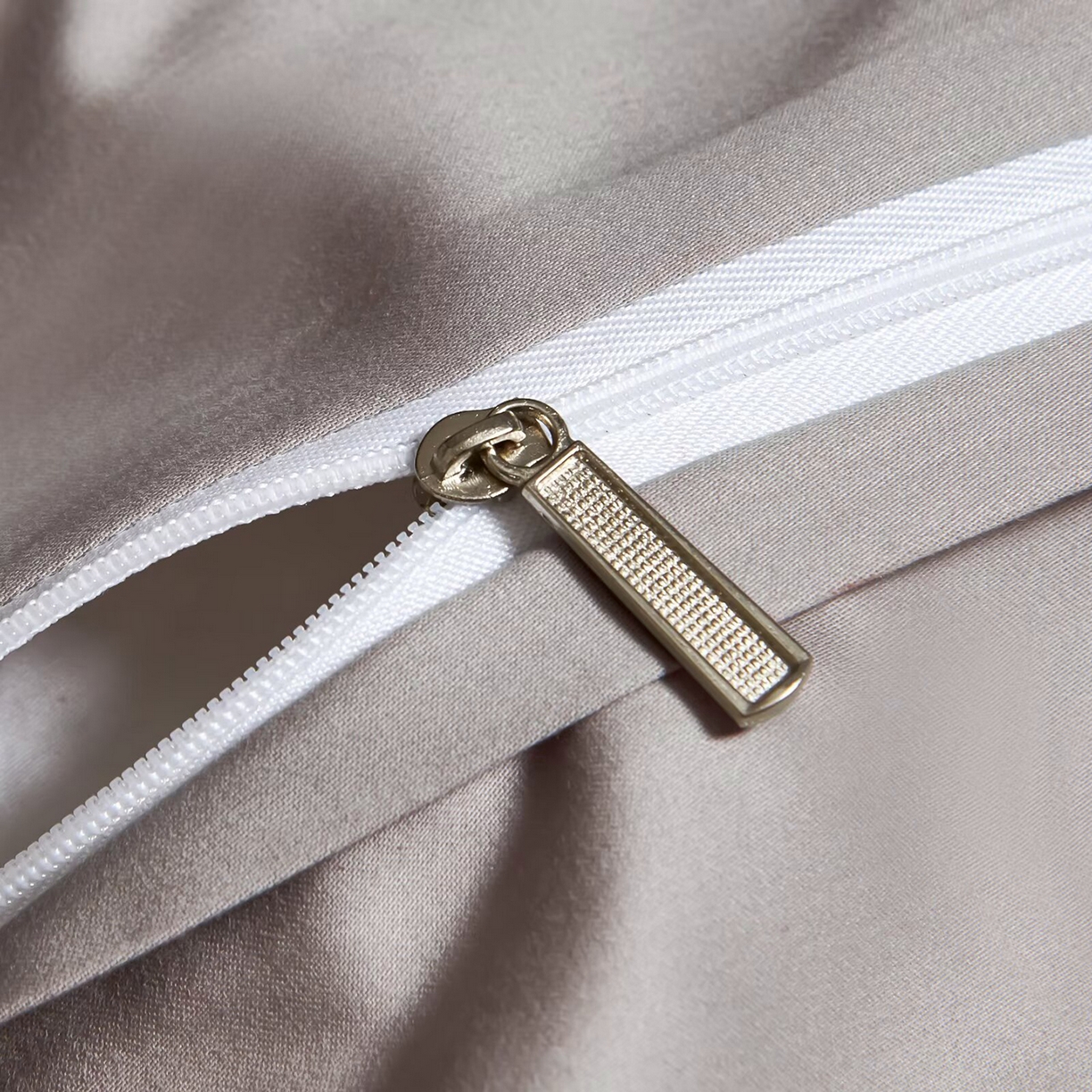 91家纺网 家纺一手货源 找家纺 玖玖爱家纺 2025新款天丝棉磨毛四件套-安雅 安雅-云紫