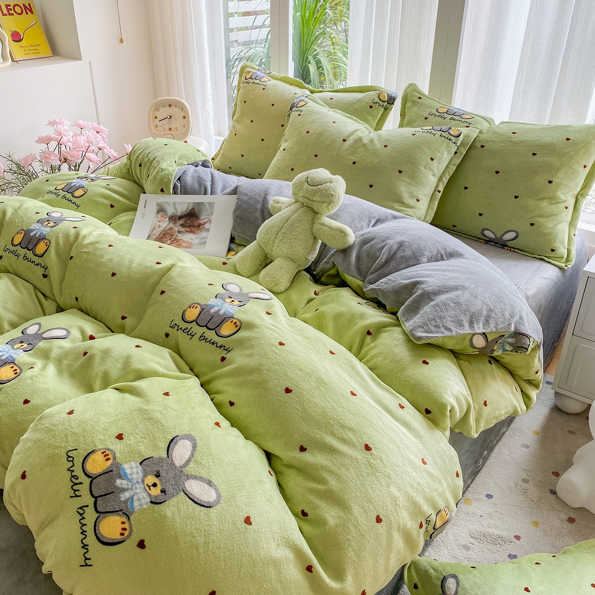 91家纺网 家纺一手货源 找家纺 梵克保罗 2025新款A类高克重牛奶绒印花四件套（包含买家秀） 安妮兔草绿