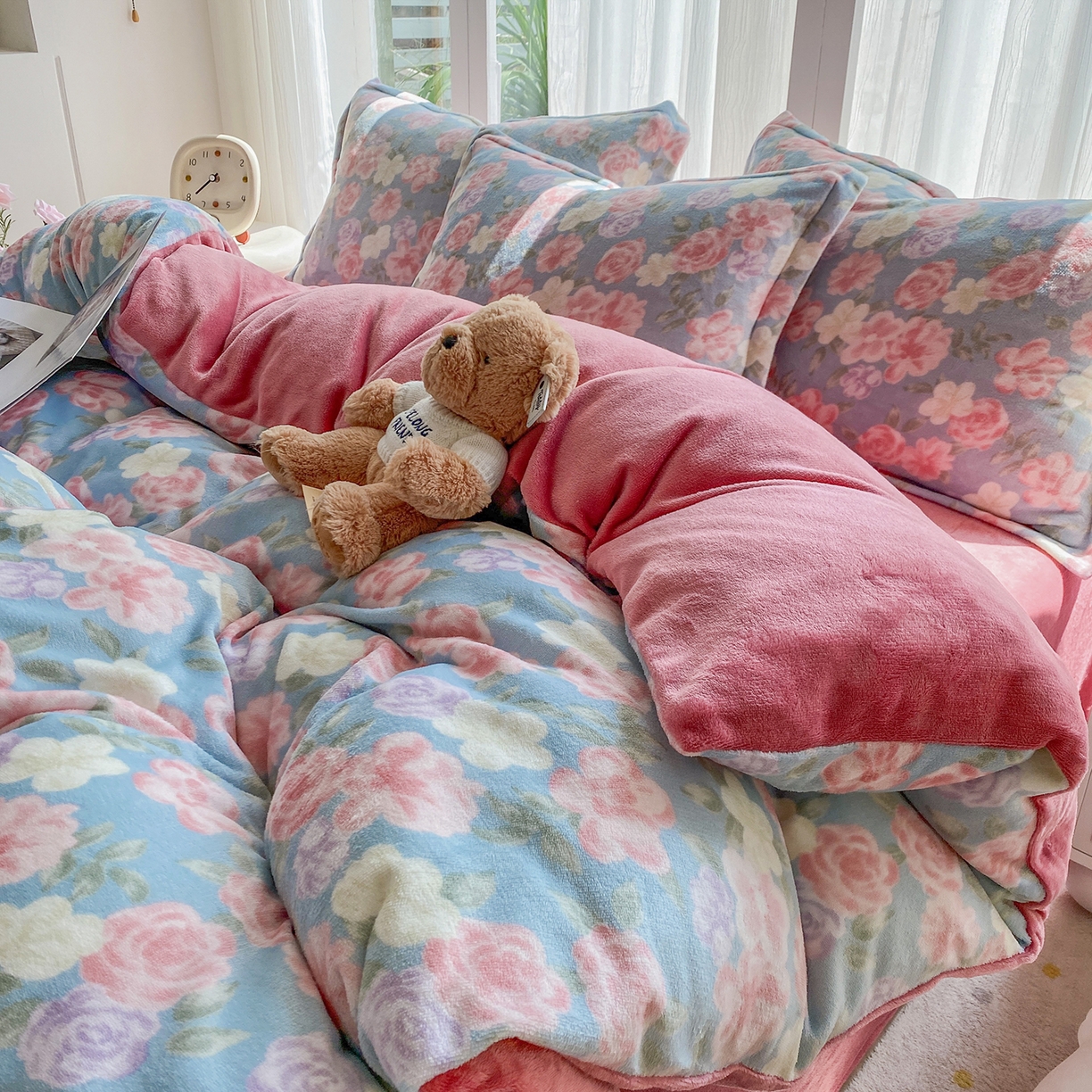 91家纺网 家纺一手货源 找家纺 梵克保罗 2025新款A类高克重牛奶绒印花四件套（包含买家秀） 春色兰