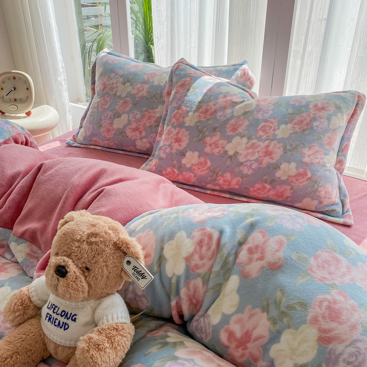 91家纺网 家纺一手货源 找家纺 梵克保罗 2025新款A类高克重牛奶绒印花四件套（包含买家秀） 春色兰