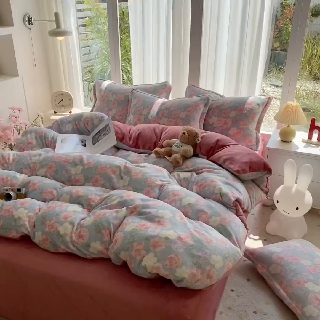 91家纺网 家纺一手货源 找家纺 梵克保罗 2025新款A类高克重牛奶绒印花四件套（包含买家秀） 春色兰