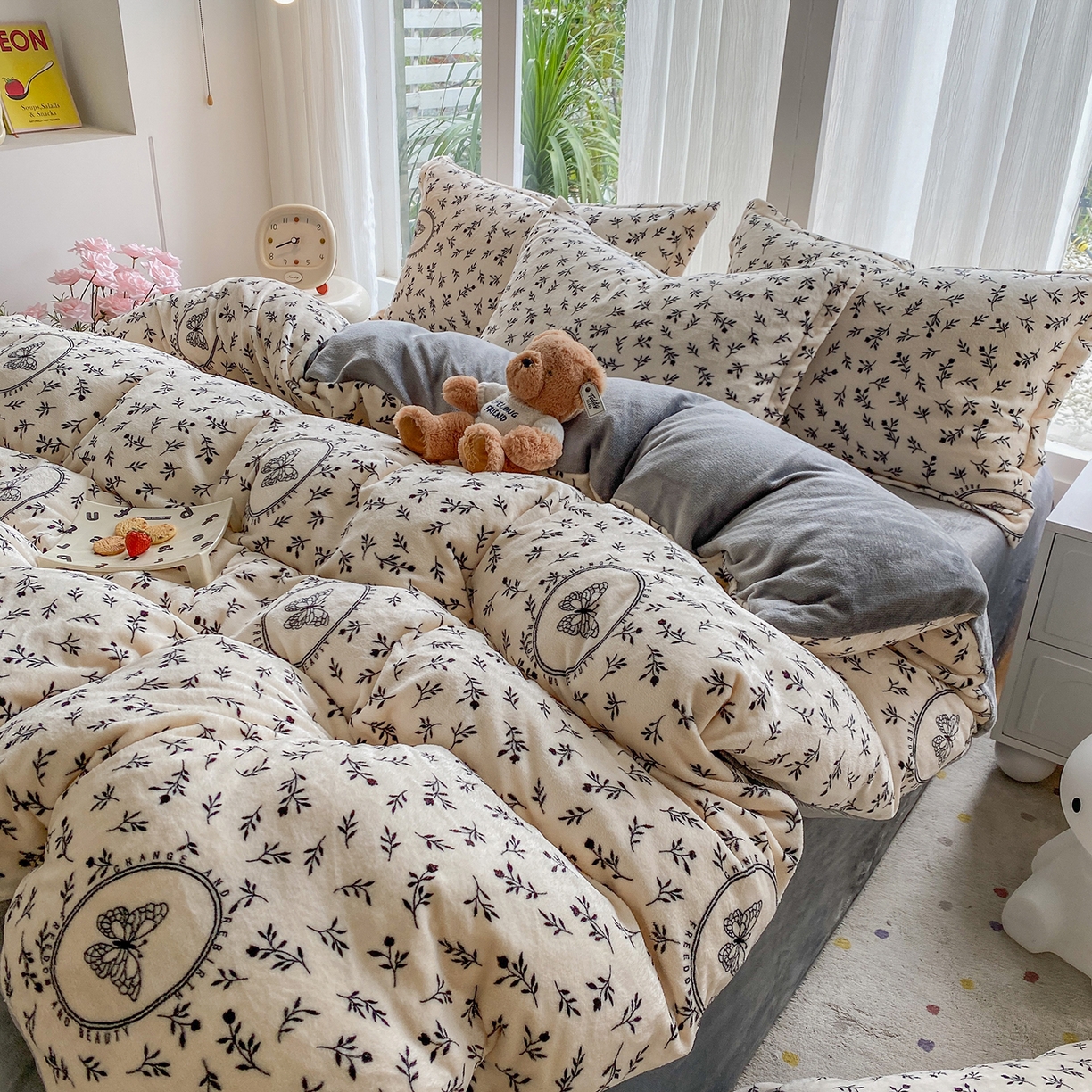 91家纺网 家纺一手货源 找家纺 梵克保罗 2025新款A类高克重牛奶绒印花四件套（包含买家秀） 复古蝶园