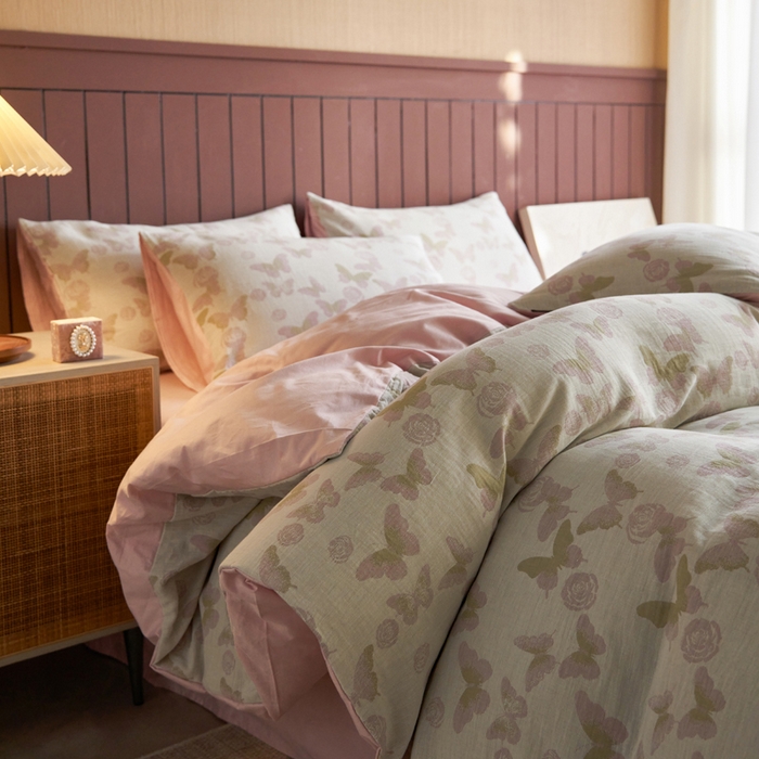 91家纺网 家纺一手货源 找家纺 （总）宜代光年 2025新款彩色色织大提花纱布四件套