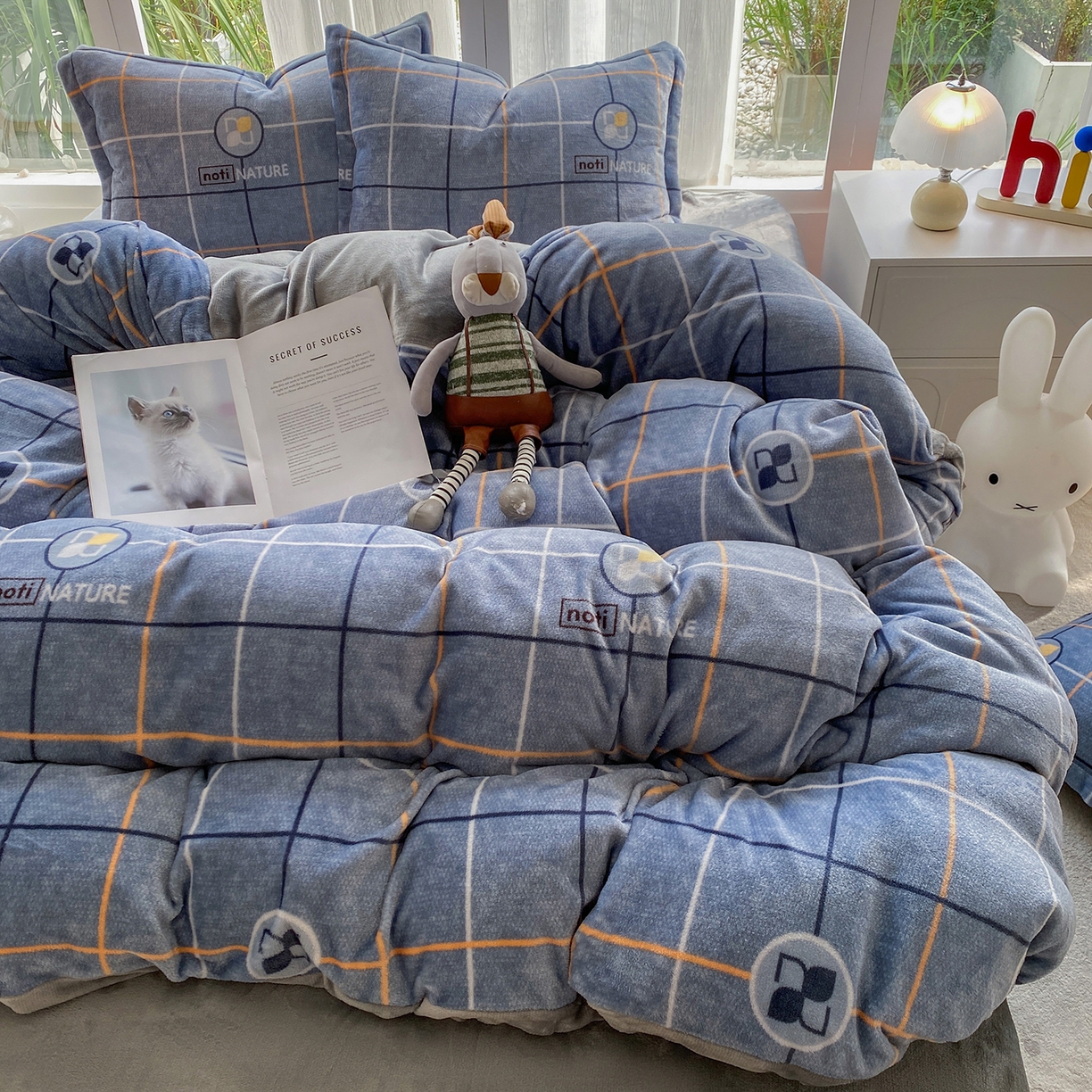 91家纺网 家纺一手货源 找家纺 梵克保罗 2025新款A类高克重牛奶绒印花四件套（包含买家秀） 蓝格蓝