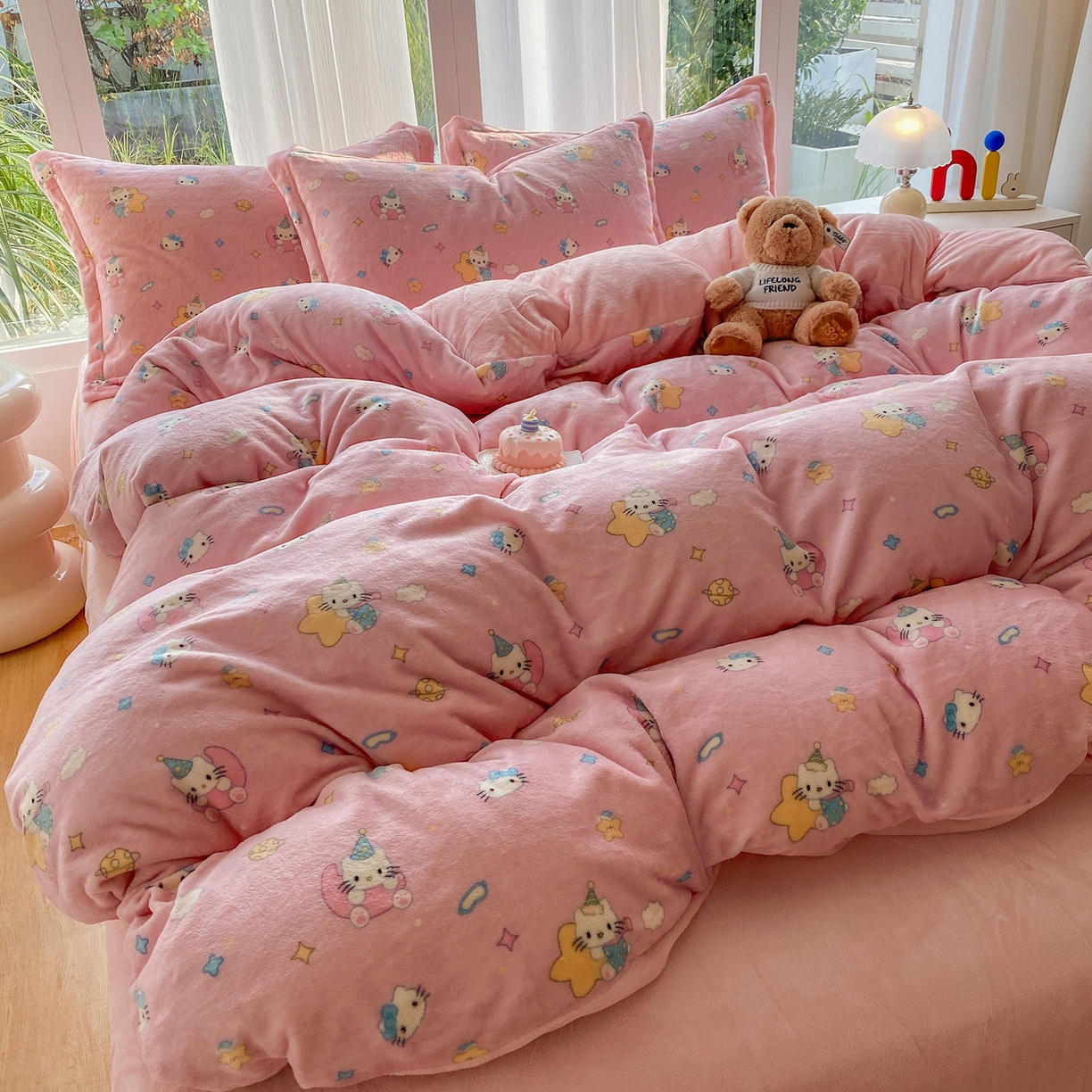 91家纺网 家纺一手货源 找家纺 梵克保罗 2025新款A类高克重牛奶绒印花四件套（包含买家秀） 萌喵