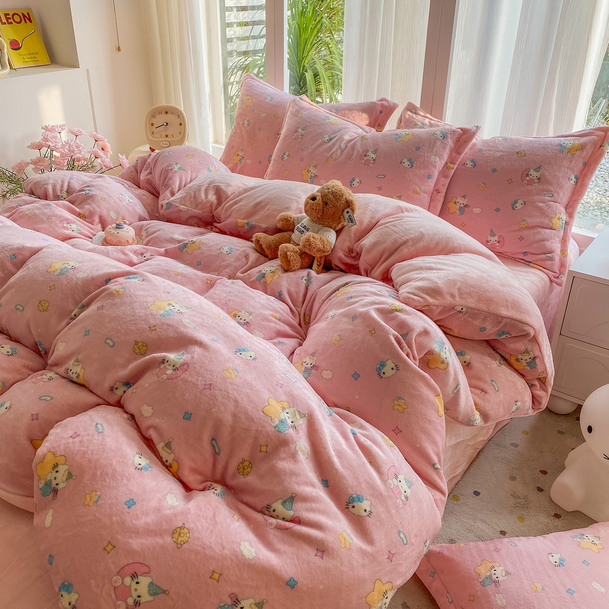 91家纺网 家纺一手货源 找家纺 梵克保罗 2025新款A类高克重牛奶绒印花四件套（包含买家秀） 萌喵