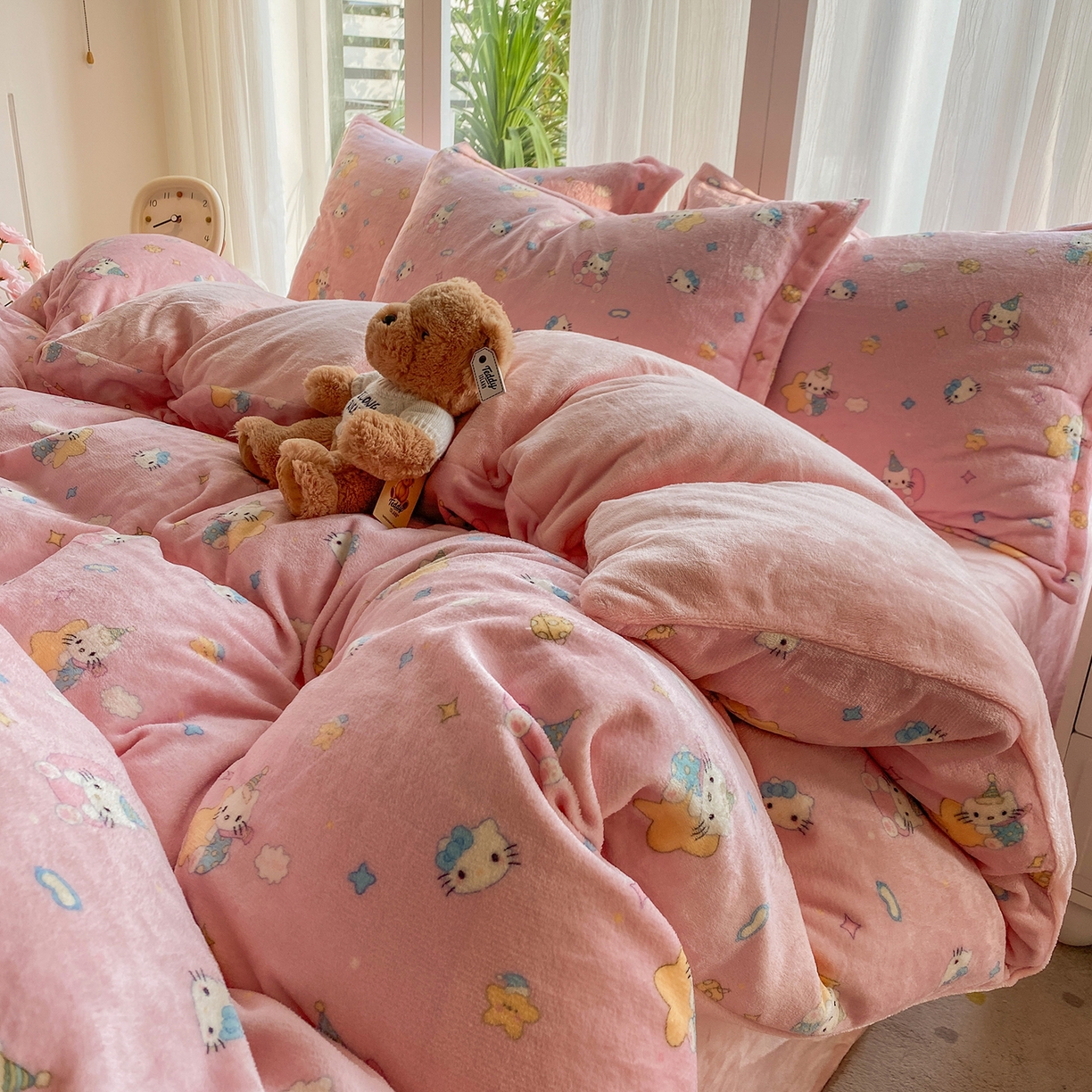 91家纺网 家纺一手货源 找家纺 梵克保罗 2025新款A类高克重牛奶绒印花四件套（包含买家秀） 萌喵