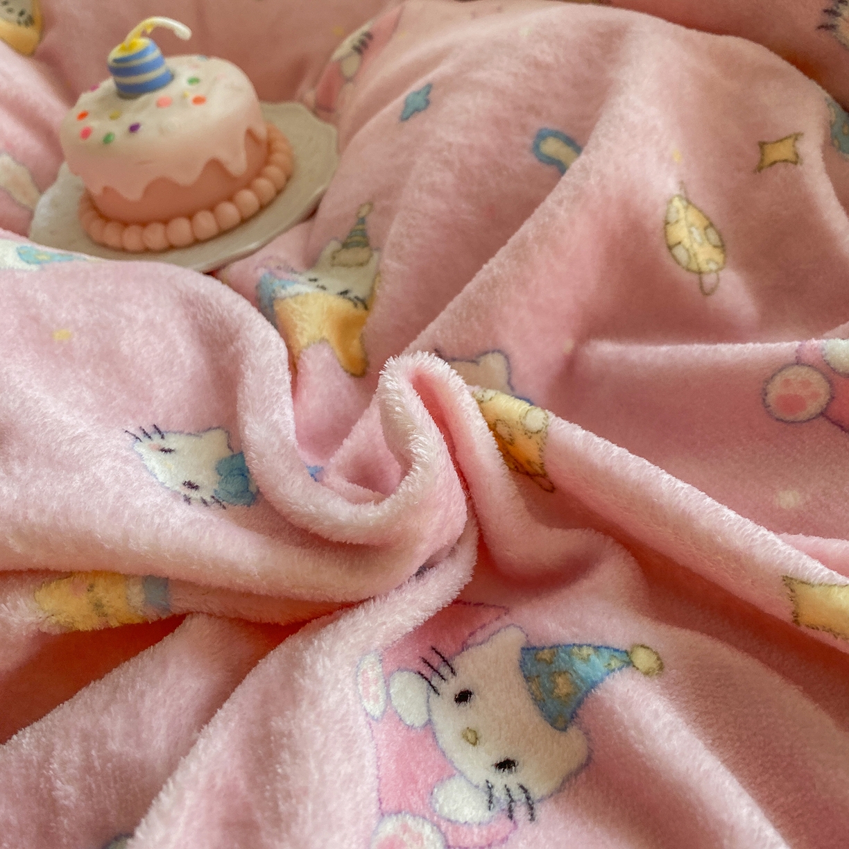 91家纺网 家纺一手货源 找家纺 梵克保罗 2025新款A类高克重牛奶绒印花四件套（包含买家秀） 萌喵