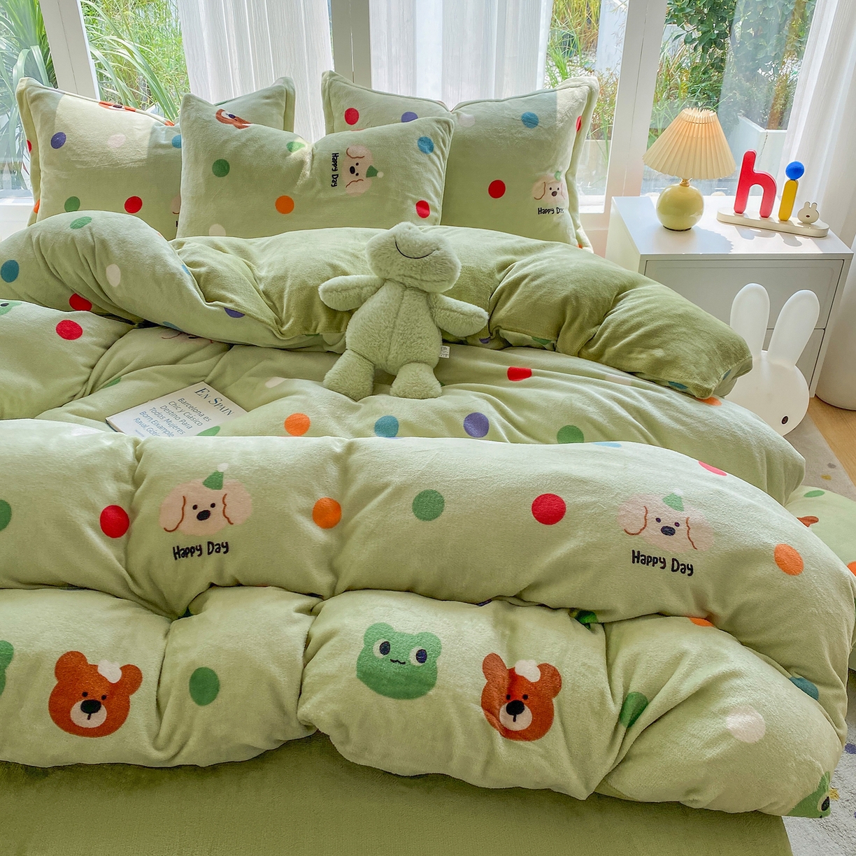 91家纺网 家纺一手货源 找家纺 梵克保罗 2025新款A类高克重牛奶绒印花四件套（包含买家秀） 童年绿