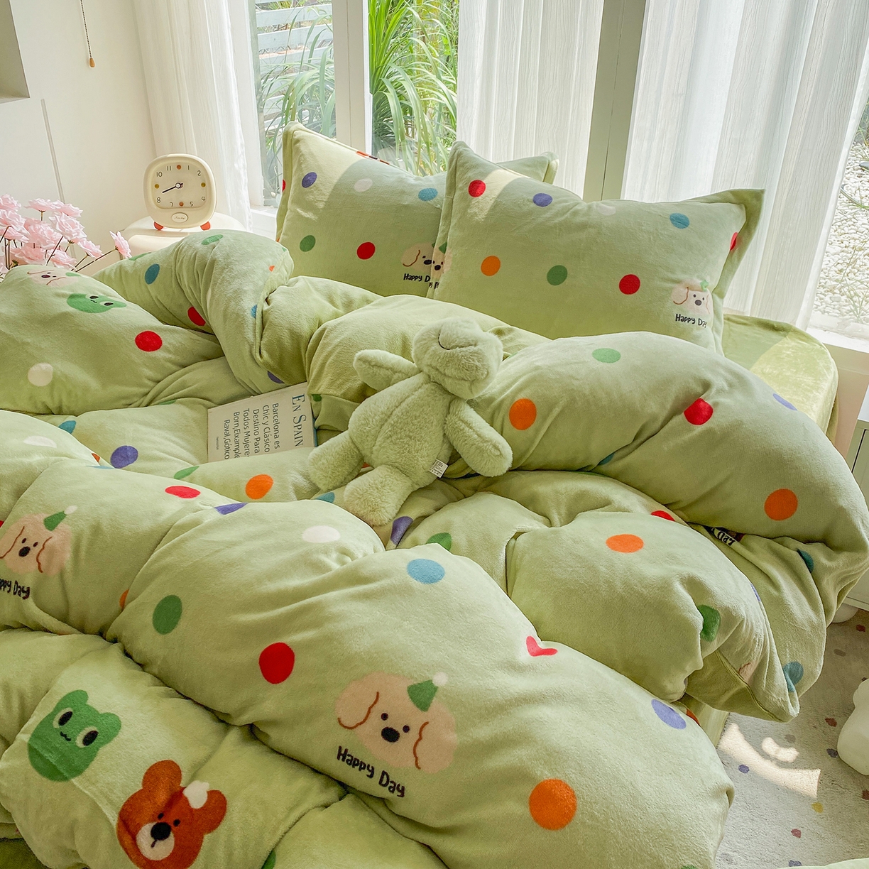 91家纺网 家纺一手货源 找家纺 梵克保罗 2025新款A类高克重牛奶绒印花四件套（包含买家秀） 童年绿