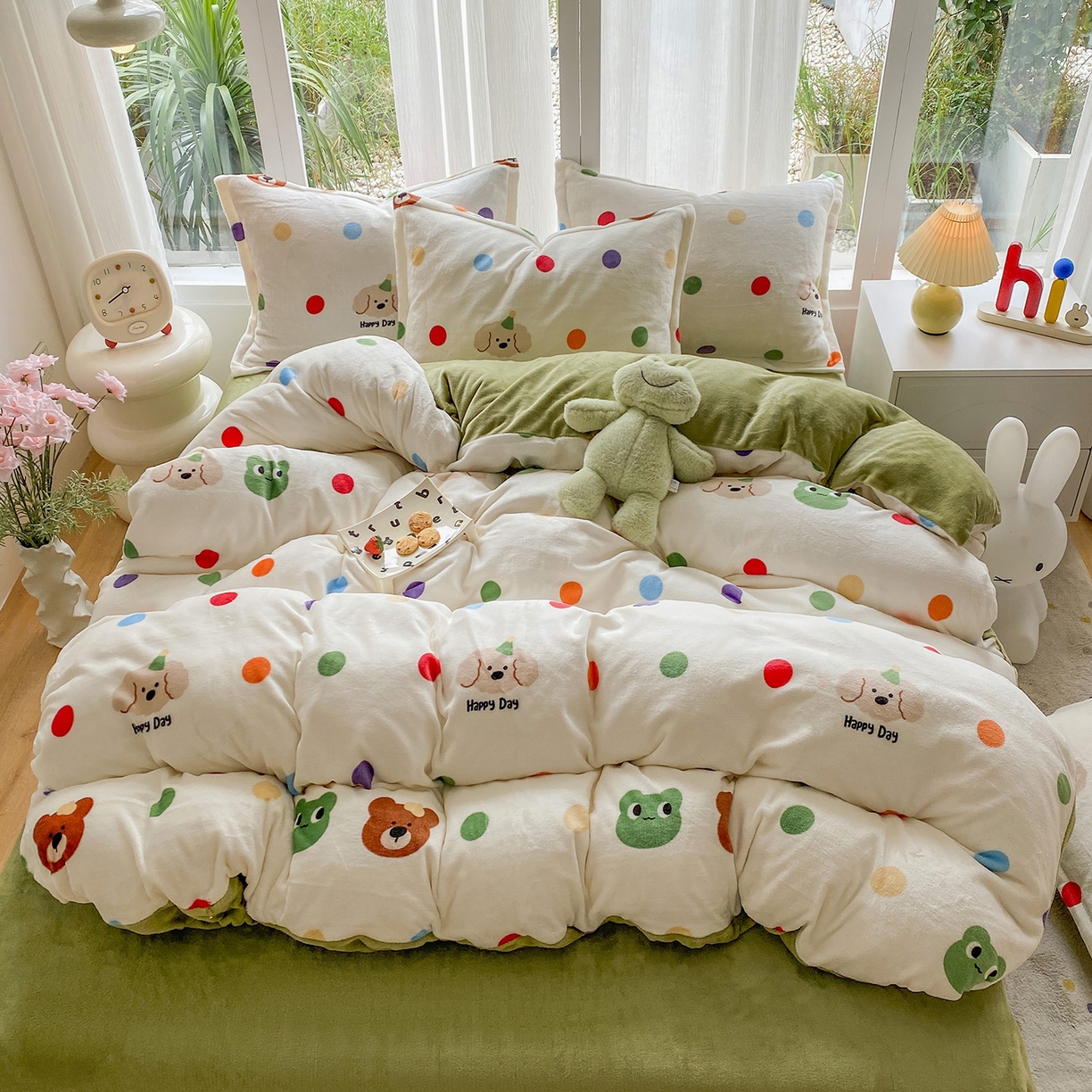 91家纺网 家纺一手货源 找家纺 梵克保罗 2025新款A类高克重牛奶绒印花四件套（包含买家秀） 童年米白