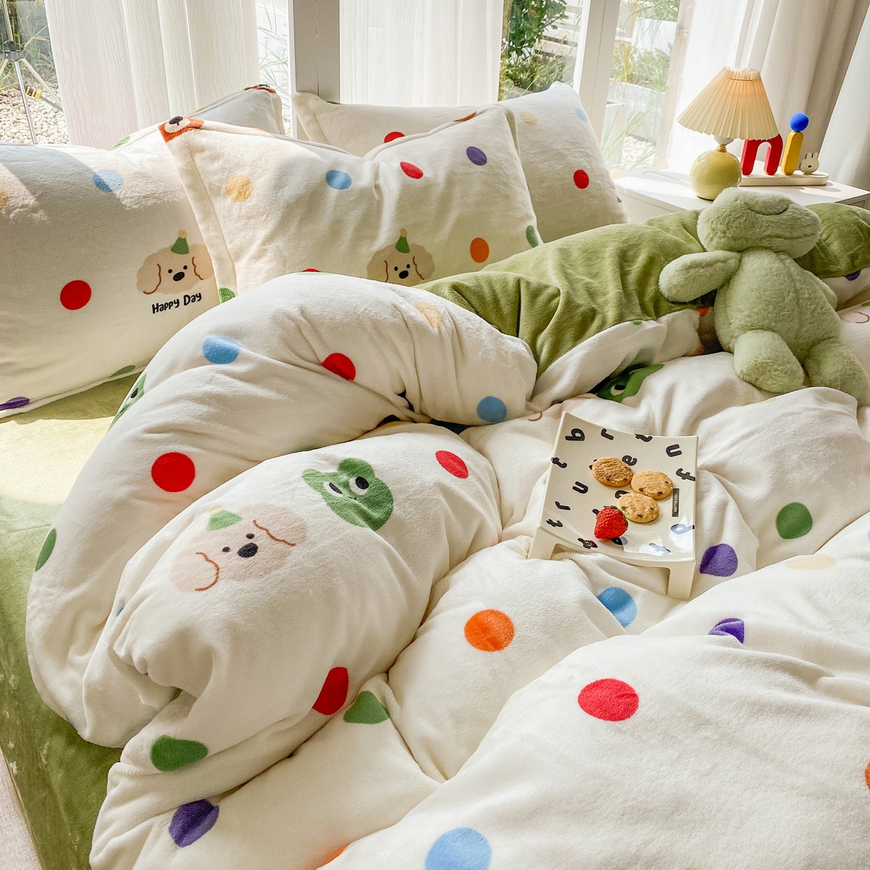 91家纺网 家纺一手货源 找家纺 梵克保罗 2025新款A类高克重牛奶绒印花四件套（包含买家秀） 童年米白