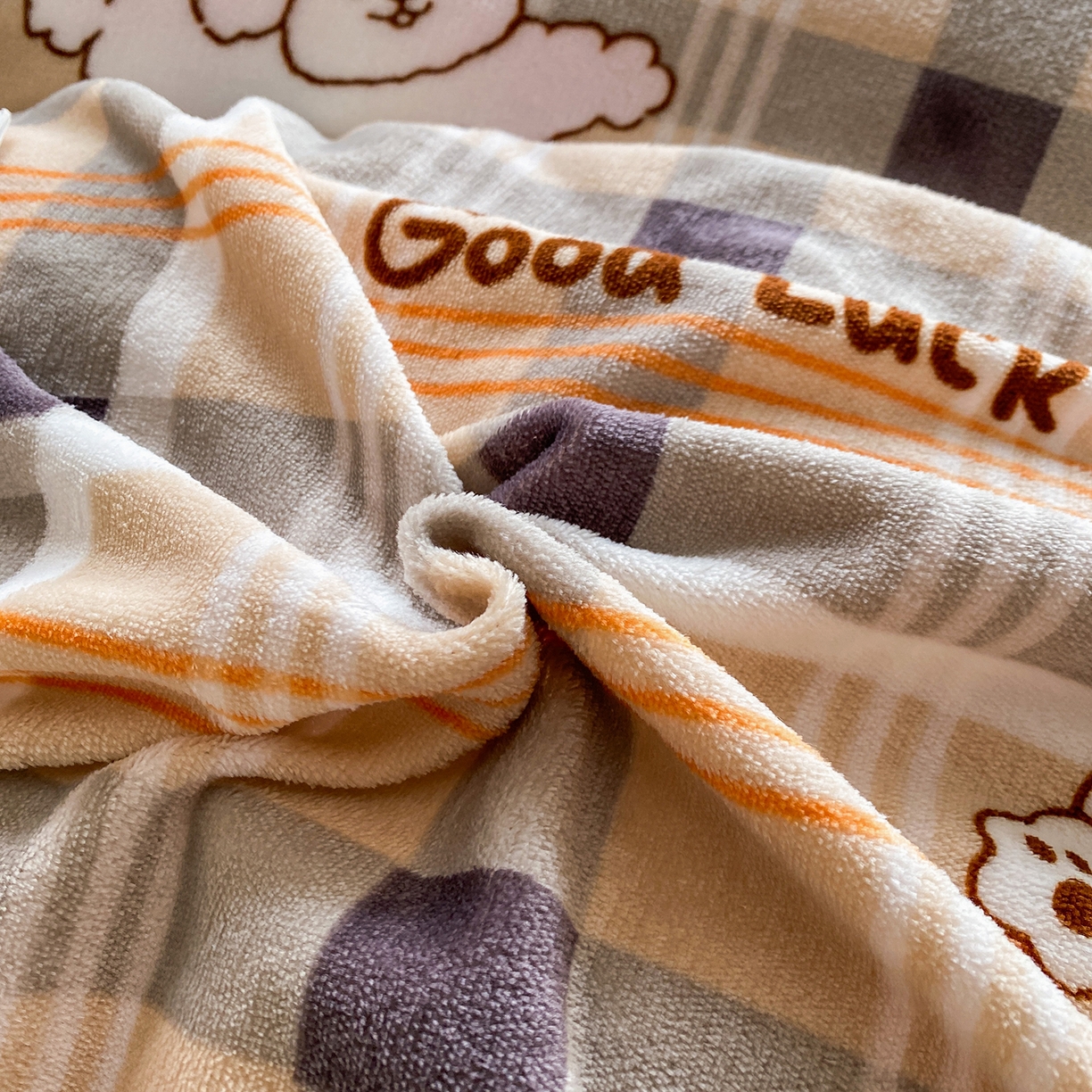 91家纺网 家纺一手货源 找家纺 梵克保罗 2025新款A类高克重牛奶绒印花四件套（包含买家秀） 顽皮狗咖